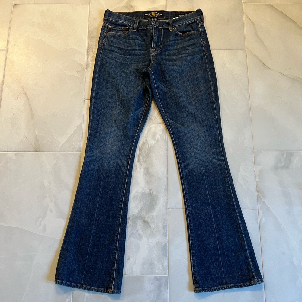Nwot lucky brand womens Sofia bootcut jeans 4/27